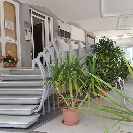 Residence Moresco Lido di Jesolo Exterior foto